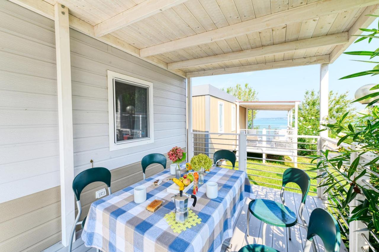 San Benedetto Camping Relais Peschiera del Garda Exterior foto