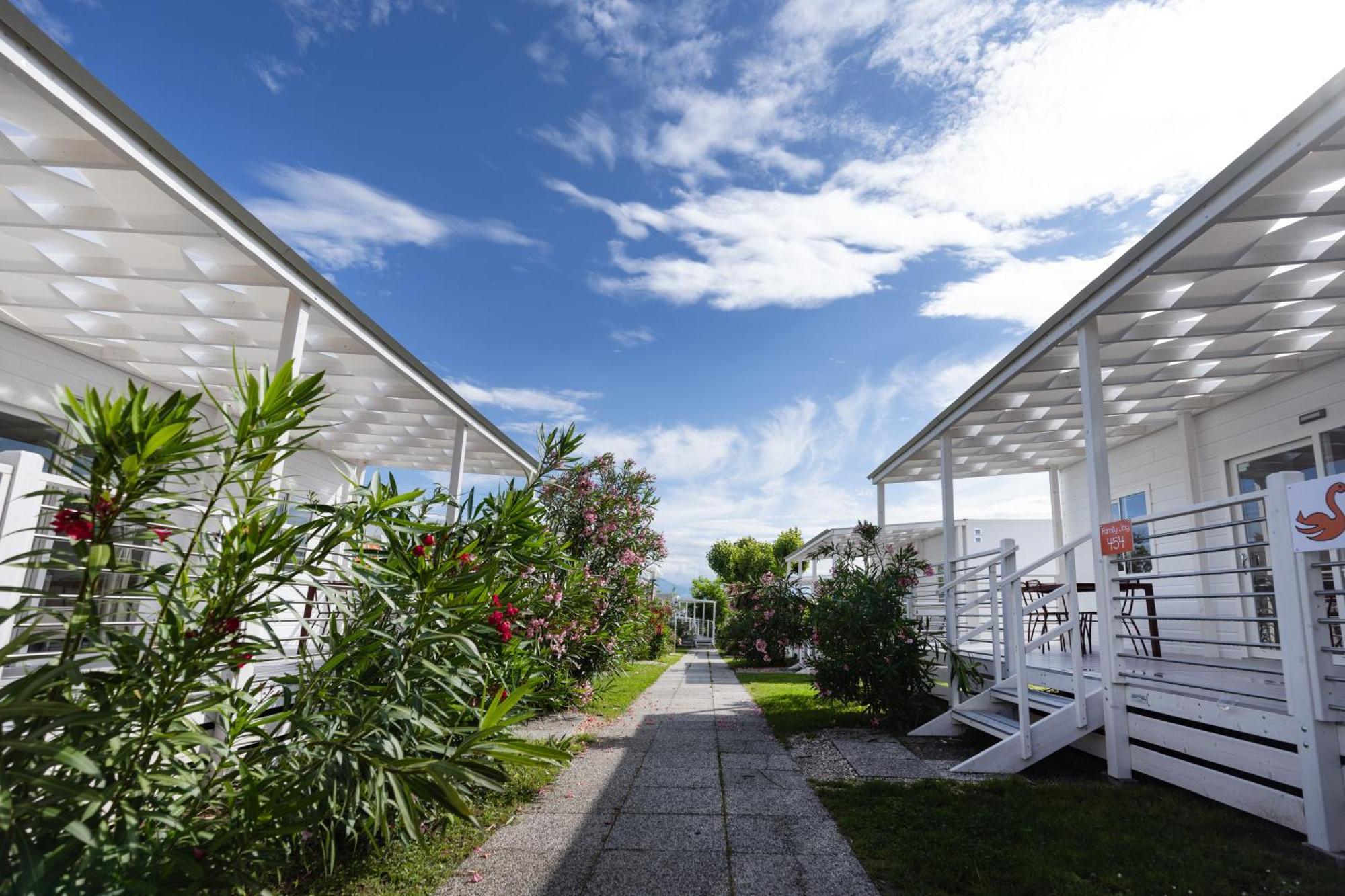 San Benedetto Camping Relais Peschiera del Garda Exterior foto